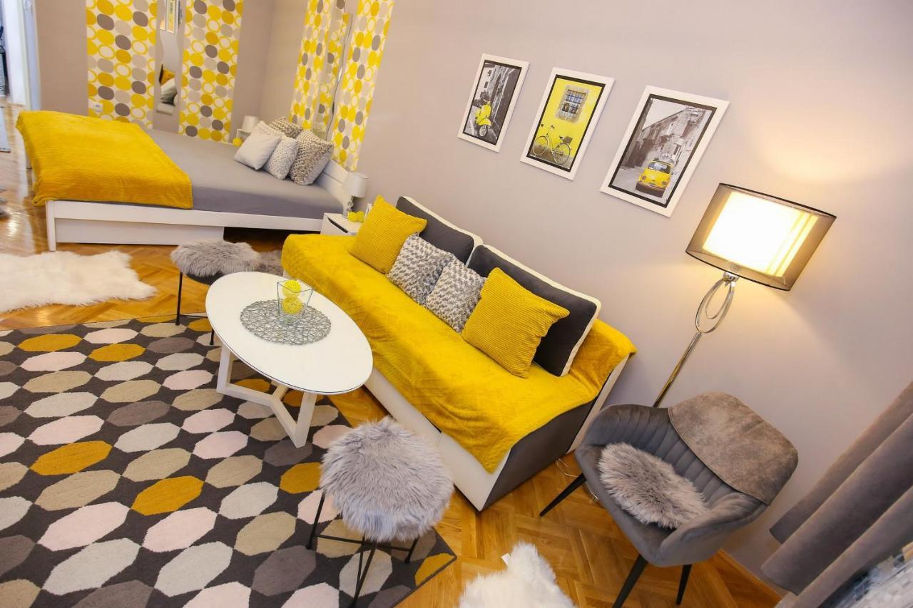 Apartment Welcome Center