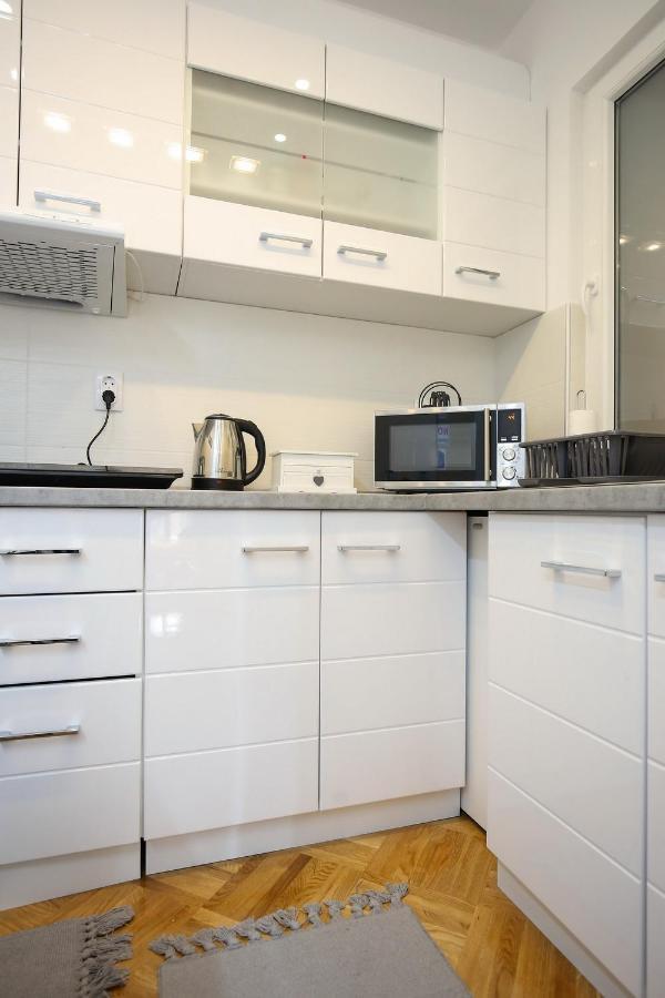 Apartment Welcome Center